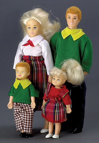 AZG7601 - Modern Doll Family, 4Pc, Blonde