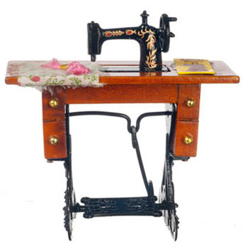 AZG8069 - Decorated Sewing Machine