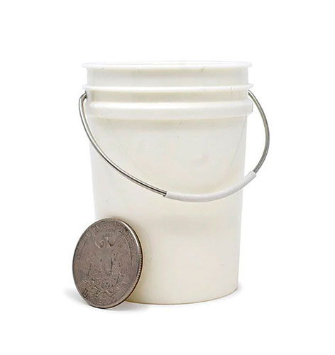 AZMM0003 - 1:6 Mini 5 Gallon Bucket