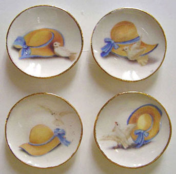 BYBCDD380 - 4 Yellow Hat &amp; Dove Plates