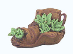 CAR0528 - Old Shoe with Plant