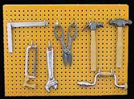 ISL4102 - Peg Board With Tool Set