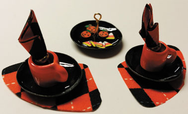 BYBCER174 - Black &amp; Orange Argile Cake Plate Set for 2