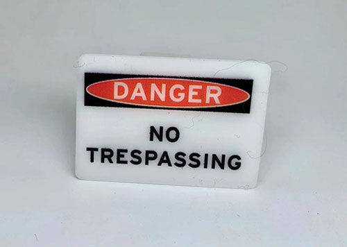 AZMM0105 - No Trespassing Sign