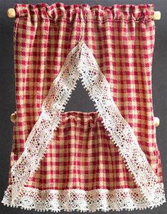 BB51606 - Kitchen Curtains: Country Red Check