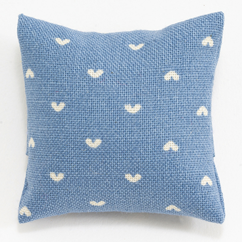 BB80025 - Pillow: Country Blue with White Hearts
