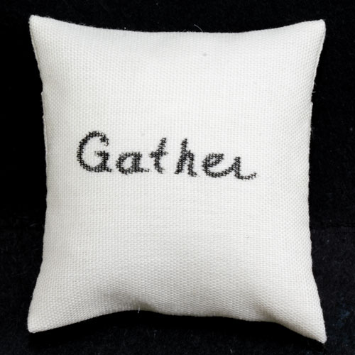 BB80036 - Pillow: Ecru Gather