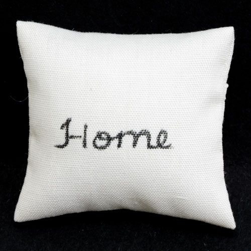BB80040 - Pillow: Ecru Home