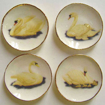 BYBCDD266 - 4 Swan Plates