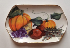 BYBCDD680 - Tray with Pumpkins