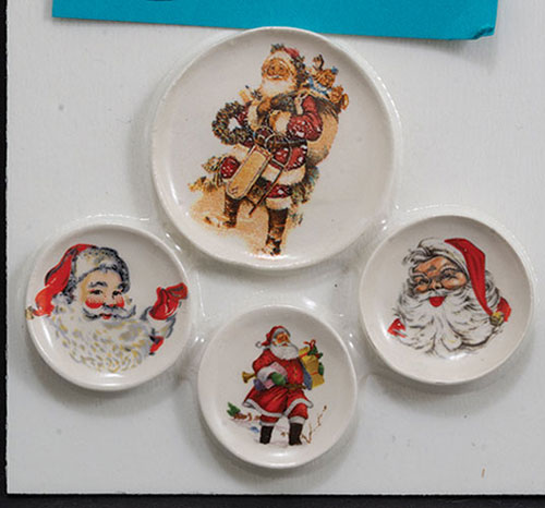 BYBCDD723 - Assorted Santa Plates, 4 Piece