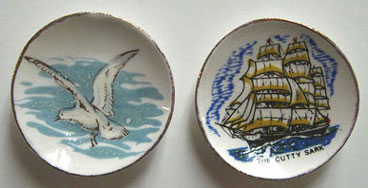 BYBCDDAA - Ship &amp; Seagull Plates