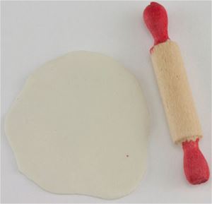 CAR0083 - Rolling Pin with Dough