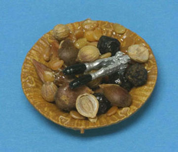 CAR8325 - Nut Bowl, Cracker And Nuts