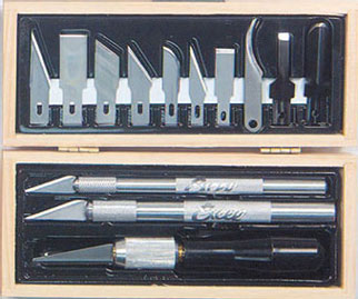 EXL44290 - Professional Knife Set, Wooden Box