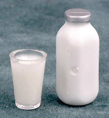 FR11105 - Quart Of Milk with Glass Of Milk