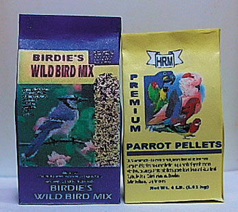 HR56055 - Bird Food Set-Wild Bird Seed, Parrot Pellets