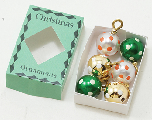 IM65128 - Christmas Ornaments In Green Box  ()