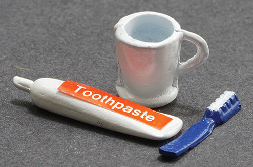 IM65635 - Set of Toothpaste, Toothbrush, &amp; Cup, 3 Pieces  ()