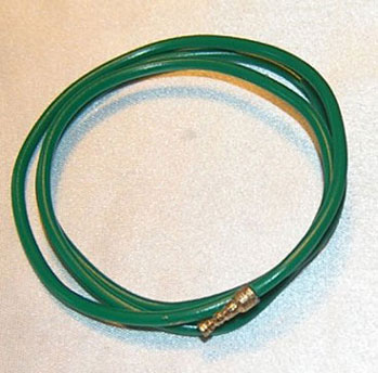 ISL0235 - Green Garden Hose with Nozzle