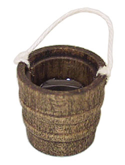 ISL08062 - Wooden Bucket with Water