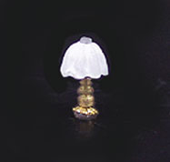 MUL5500 - Discontinued: 1/4In Scale Table Lamp/White