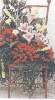 NCRP1134 - Iron Chair/Floral Arrangement