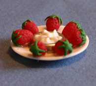 RND102 - Strawberries N Cream