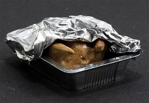ART219 - Chicken in Roasting Pan with Foil, Small