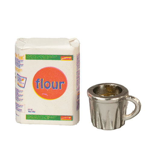AZA9954 - Measuring Cup And Flour