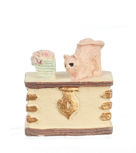 AZMA9211 - Mini White Trunk W/Cat
