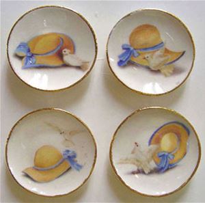 BYBCDD380 - 4 Yellow Hat &amp; Dove Plates