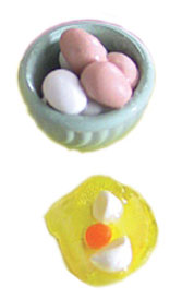 CAR1381 - Eggs In Bowl with Shell