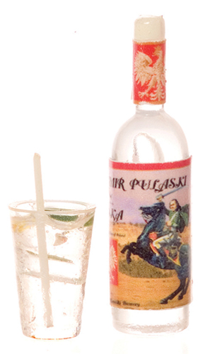 FR11135 - Bottle Of Vodka with Vodka Tonic Cocktail