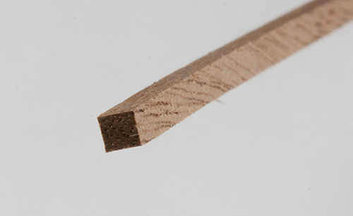 HH8665 - Mahogany Stripwood: 1/4 X 1/4, 24 Inches
