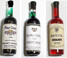 HR53951 - Wine Set #3-Cabernet, Pino Noir, Chianti