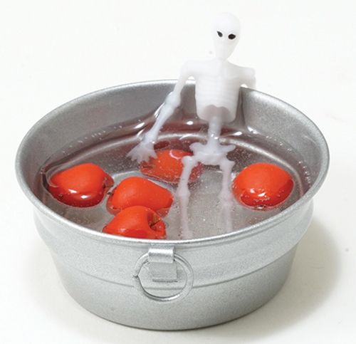 MUL3225 - Skeleton in Tub of Apples