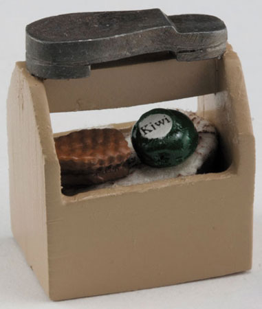 MUL4321 - Shoe Shine Box