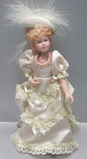 NCDL010 - Victorian Porcelain Lady-Creme