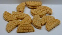 NCRR0256 - Waffles S/12