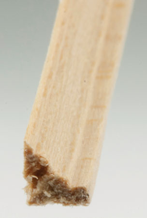 NE967 - COB-8 1/4IN Crown Cornice, 1/2 IN Scale