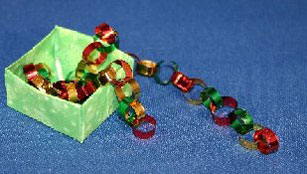 RND33 - .Christmas Garland Chain